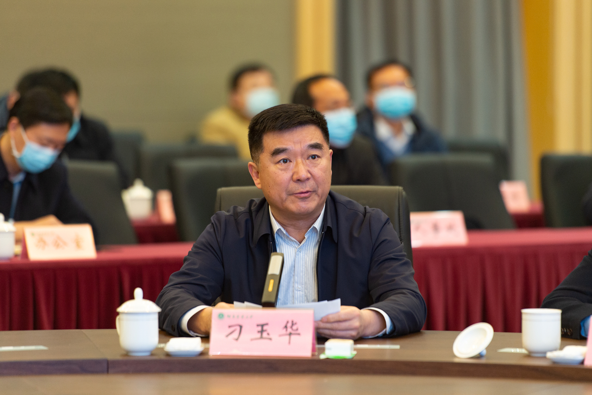 委管高校“能力作风建设年”活动动员部署会议召开 委管高校“能力作风建设年”活动动员部署会议召开